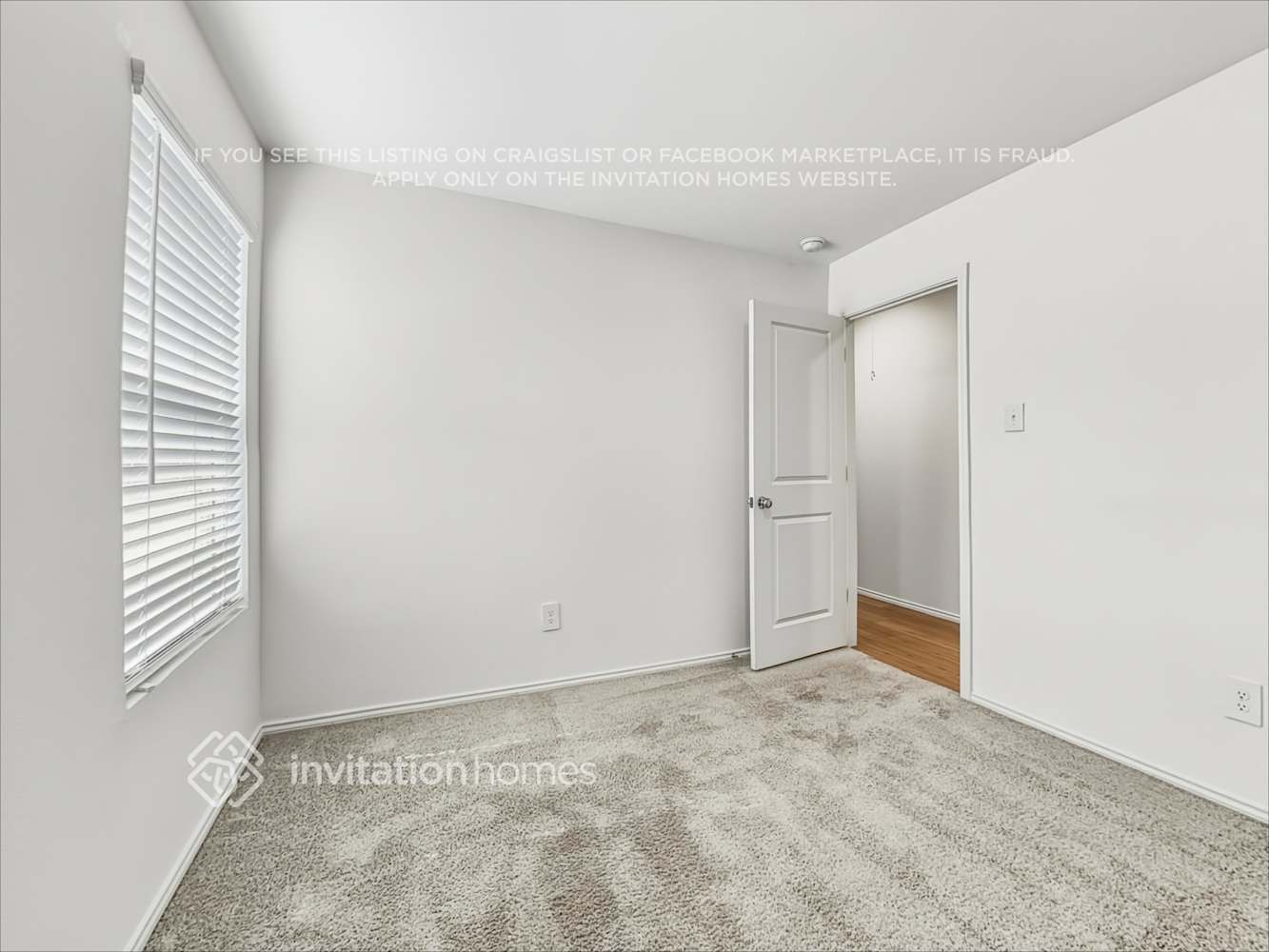 Building Photo - 3222 Crestone Dr