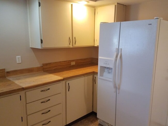 Building Photo - 3122 Voll Ln