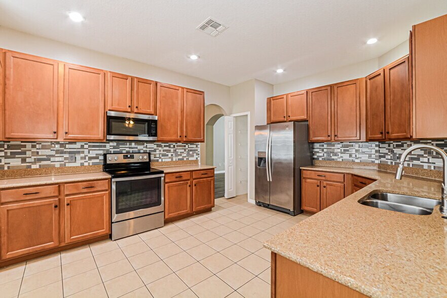 Building Photo - 2840 Sweetspire Cir