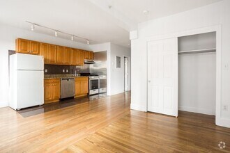 Building Photo - 90 Warrenton St