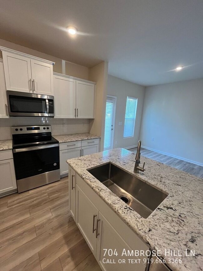 Building Photo - 704 Ambrose Hl Ln