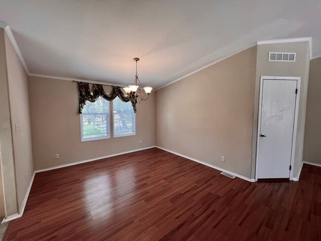 Building Photo - **APPLICATION RECEIVED** Live Large in This Beautiful Adkins Retreat!