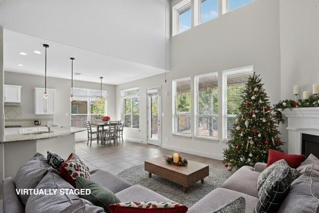 Building Photo - 21404 Hines Ln