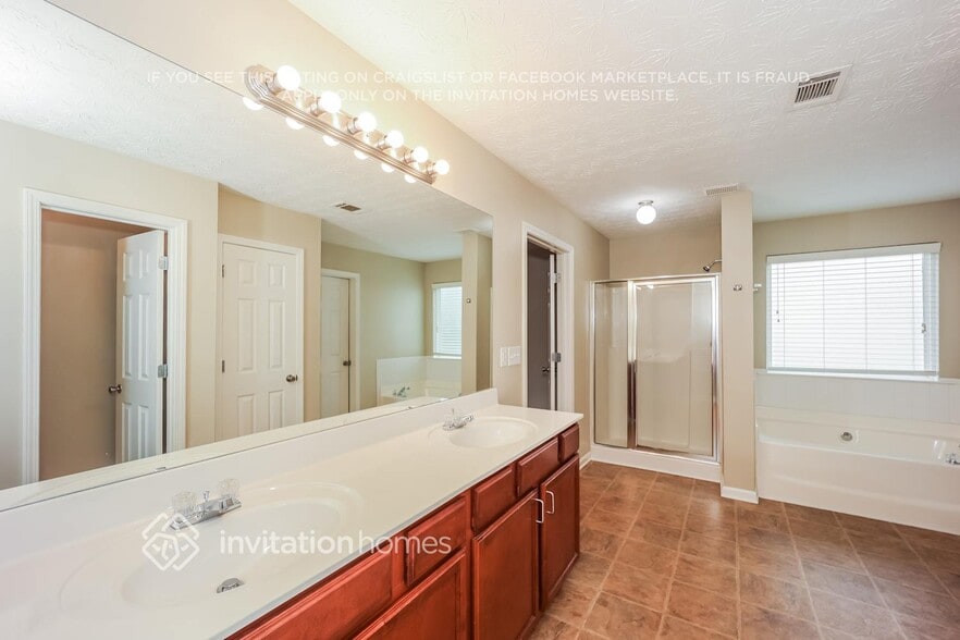 Building Photo - 3099 Meadow Point Dr