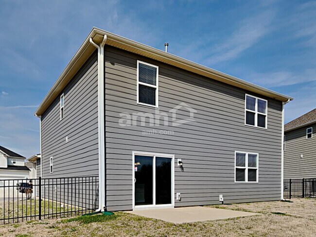 Building Photo - 4845 Chutney Dr