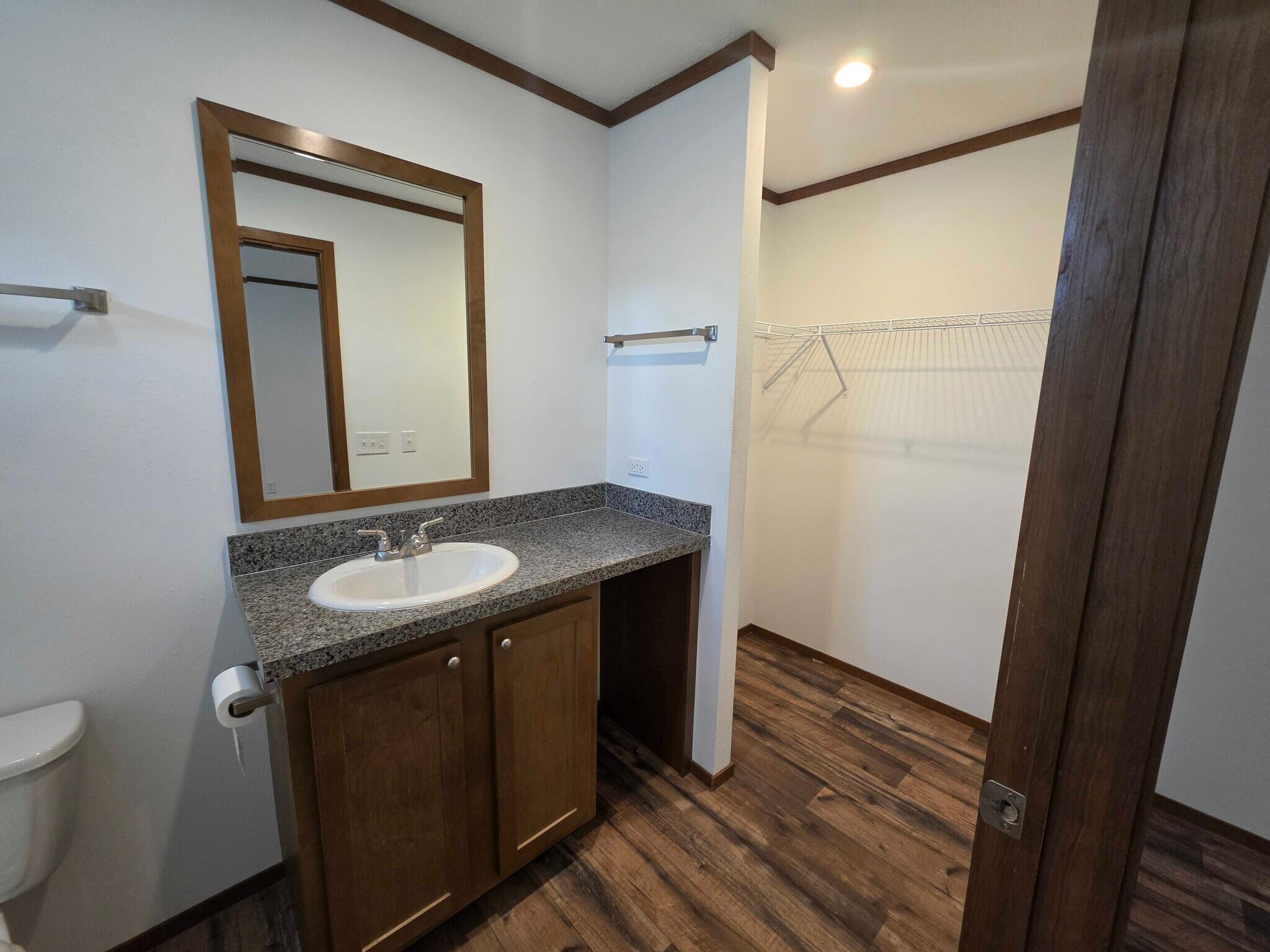 Building Photo - 36 Meggan Dr