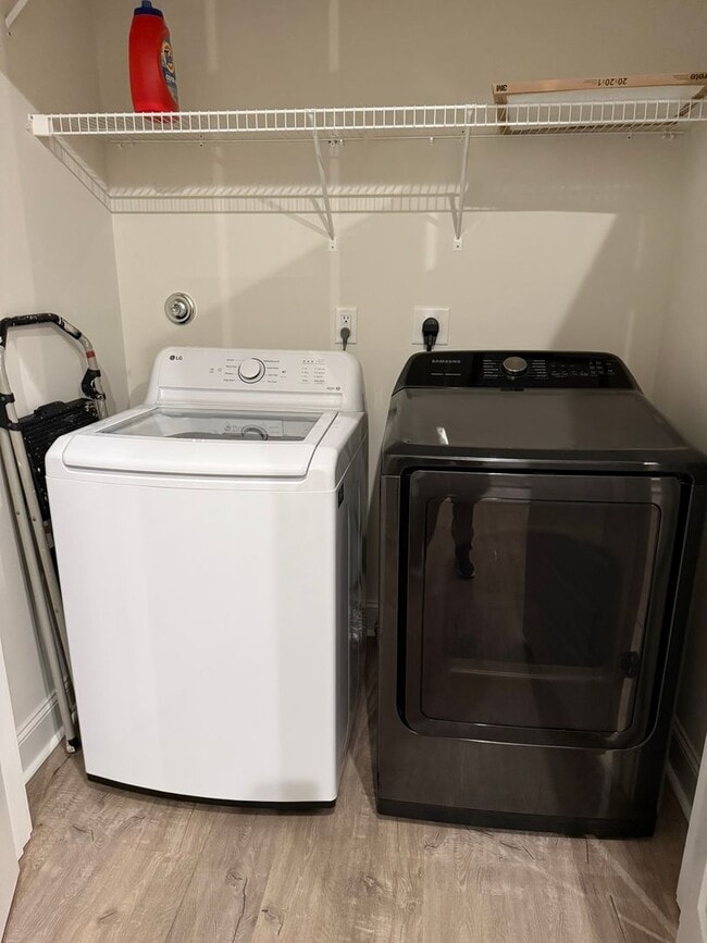 Building Photo - Luxury Coastal Living in Surf City -117 S Boca Bay Ln