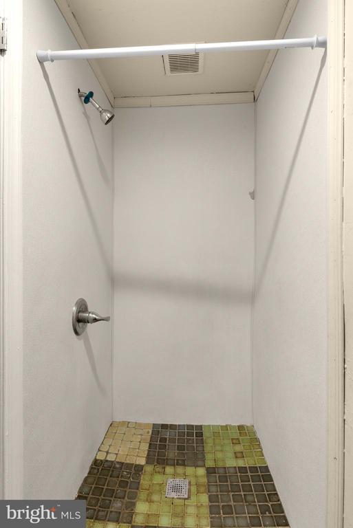 Building Photo - 5147 Hazel Ave