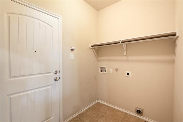 Building Photo - 1024 Lake Hollow Dr