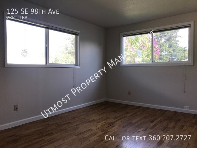 Building Photo - 125 SE 98th Ave