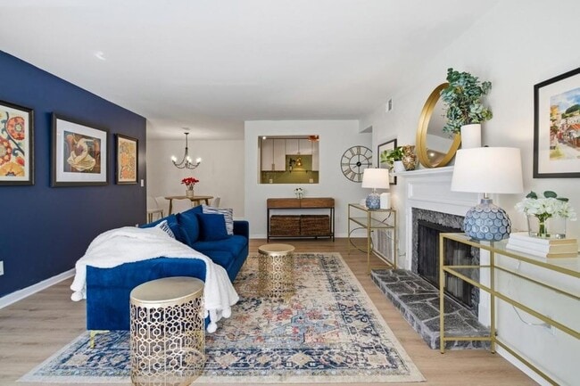 Building Photo - 1407 Vicksburg Pl