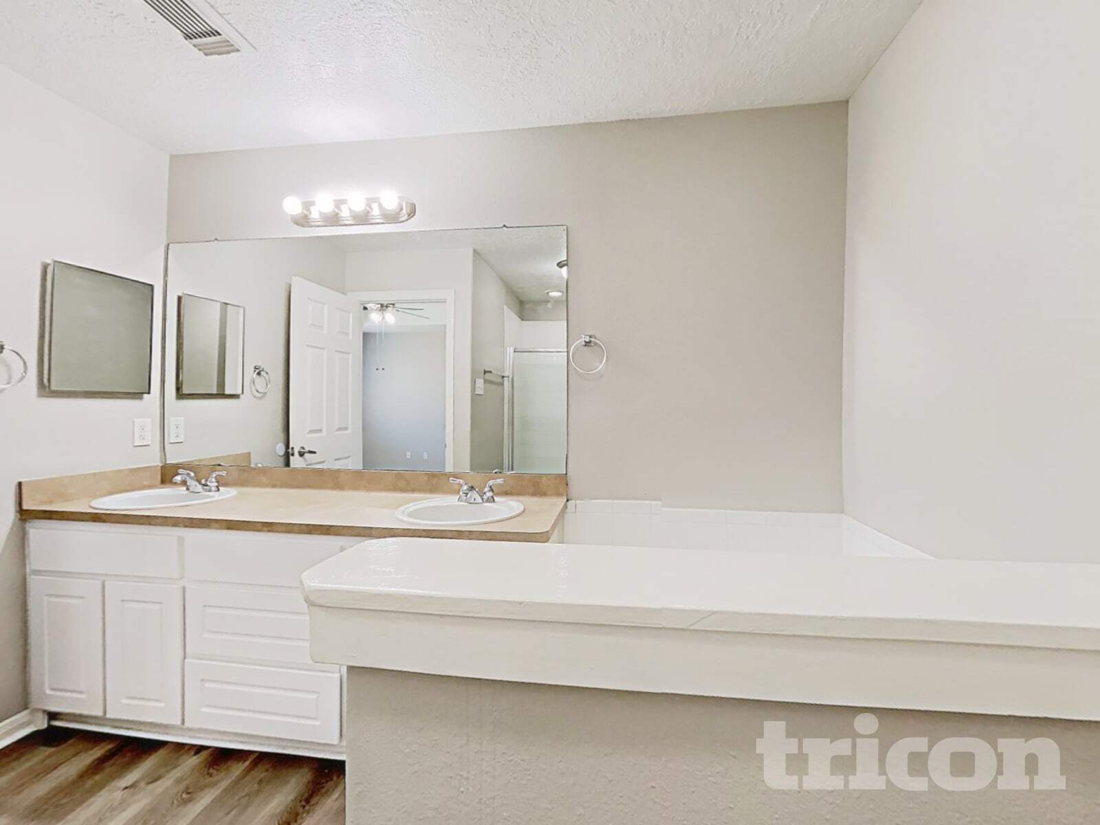 Building Photo - 224 Kellyn Ct