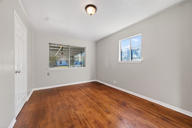 Building Photo - 6127 Beldart St