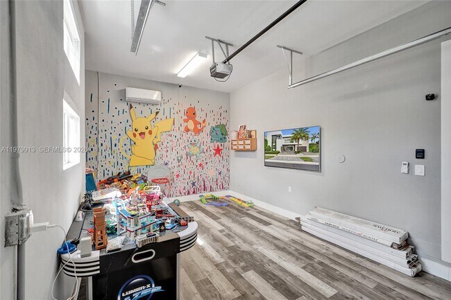 Building Photo - 10223 NW 75th Terrace