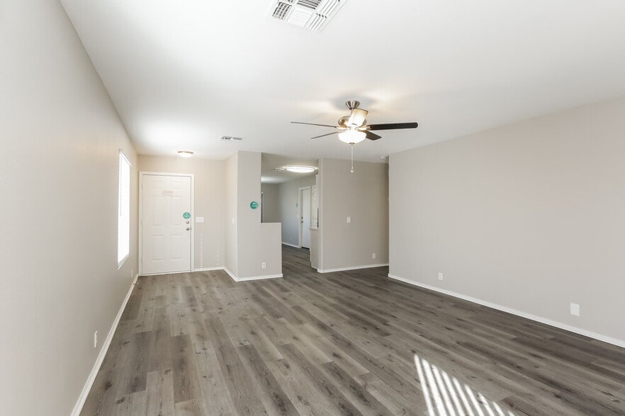 Building Photo - 9323 W Ironwood Dr