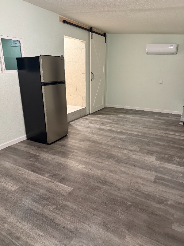 Building Photo - 0 Norwegian Ave