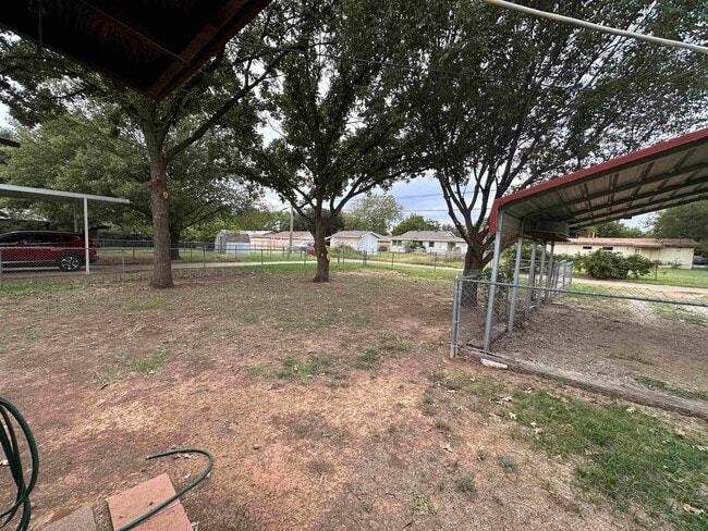 Building Photo - 4408 Cunningham Dr
