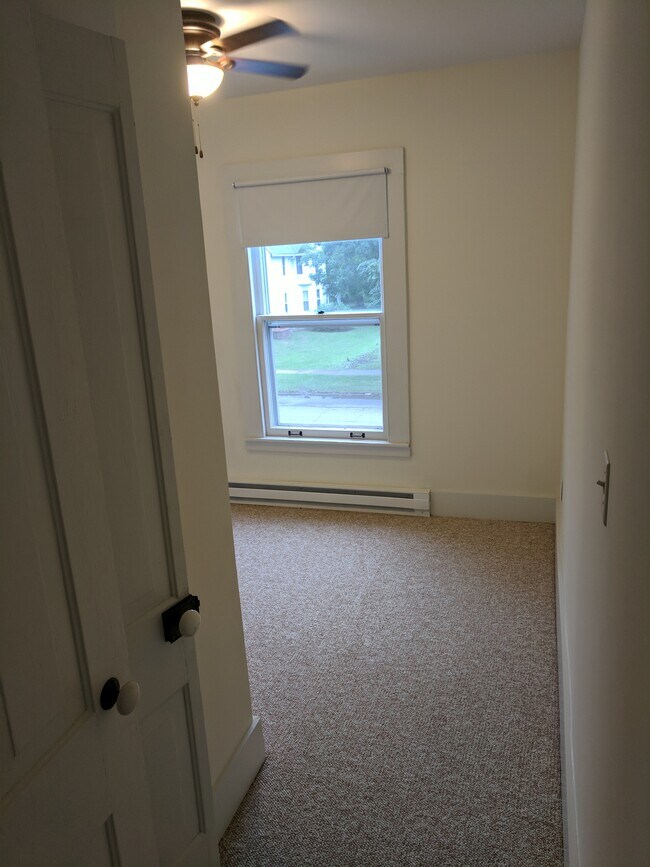 Small BR or Office - 903 East St