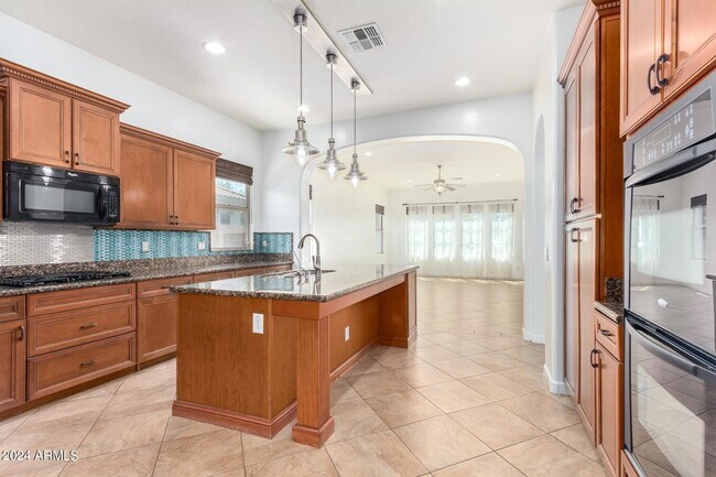 Building Photo - 2668 S Stuart Ave