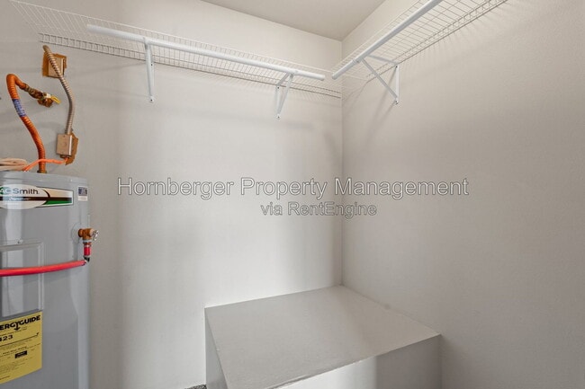 Building Photo - 2019 N Post St