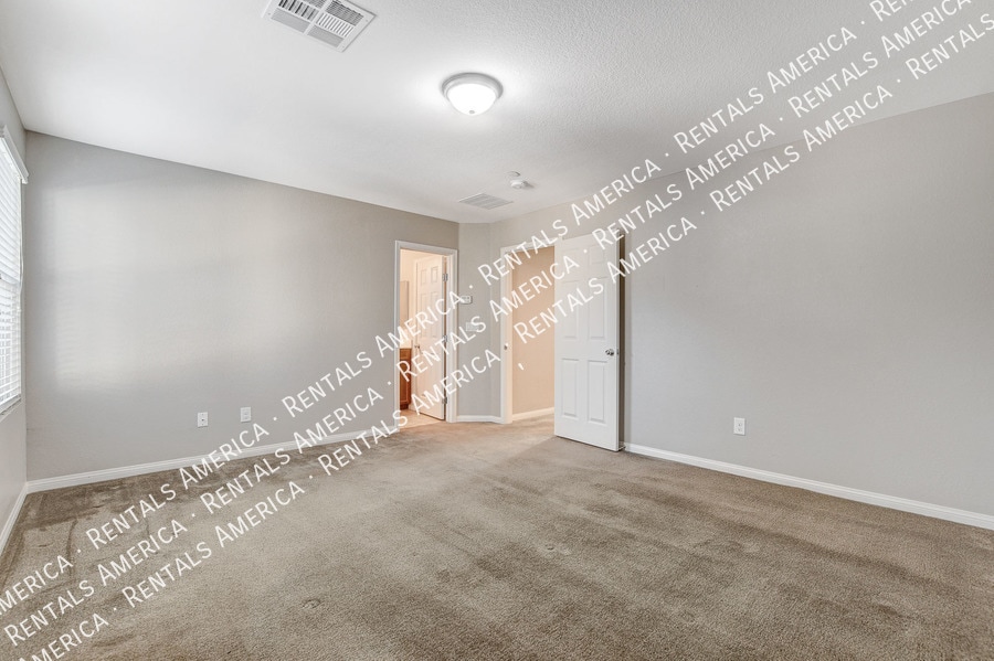 Building Photo - 4650 Ranch House Rd