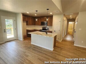 Building Photo - 151 Twin Elm Dr