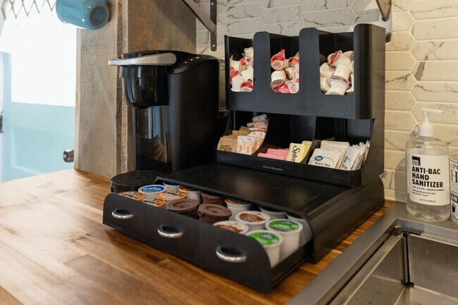 Building Photo - 30 Highland Ave