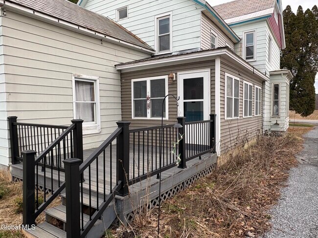 Building Photo - 260 Clark Rd