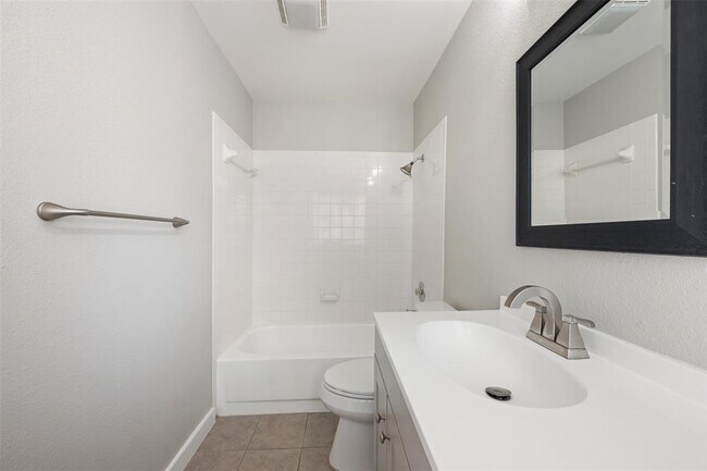 Building Photo - 1807 Verbena Way