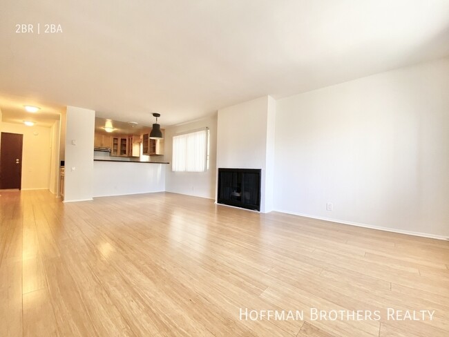 Building Photo - 1000 N Doheny Dr West Hollywood, CA 90069