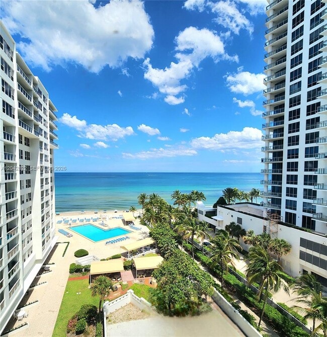 Building Photo - 3505 S Ocean Dr