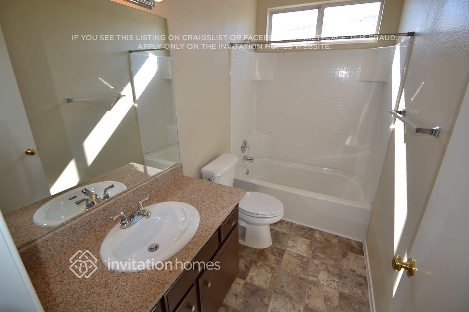 Building Photo - 3608 Russian Olive St
