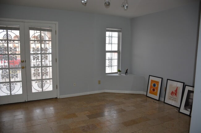 Building Photo - 1111 Terrace Ct