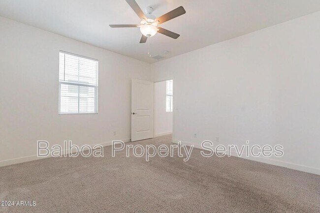 Building Photo - 5516 S Dillon Cir