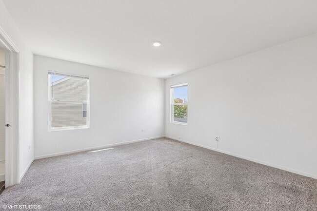 Building Photo - 411 Stockton Dr