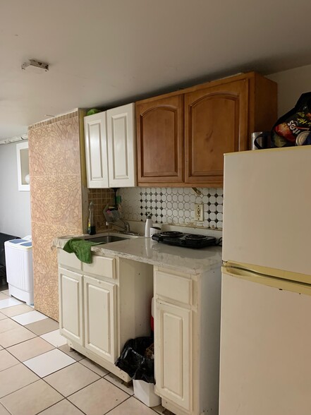 Kitchen - 308 Paulison Ave