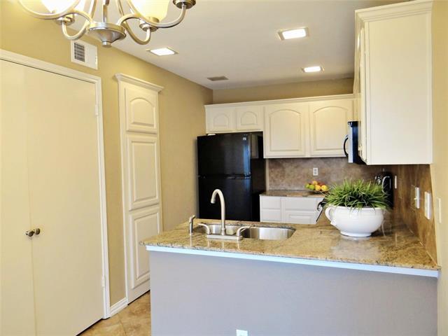 Building Photo - 517 Ranch Trail