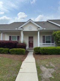 Building Photo - MOVE IN READY!
