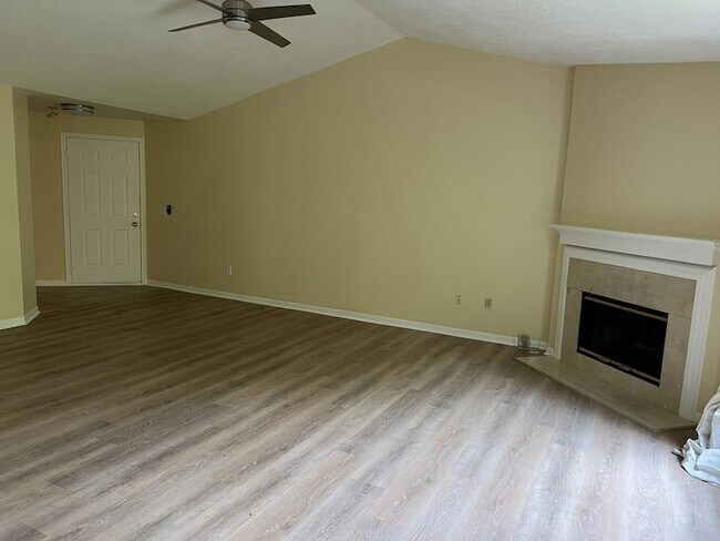 Building Photo - 1468 Taramore Dr