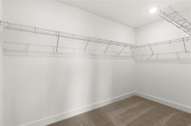 Building Photo - 15363 Hamlin Pk Dr