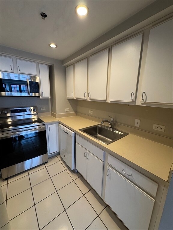 Building Photo - 534 Commonwealth Ave