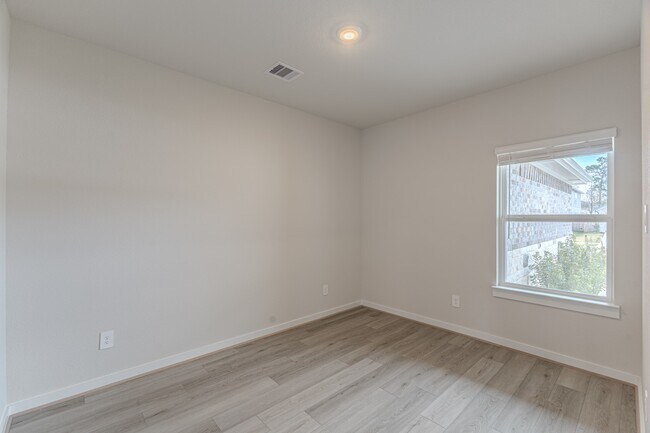 Building Photo - 16977 Juniper Blossom Bnd