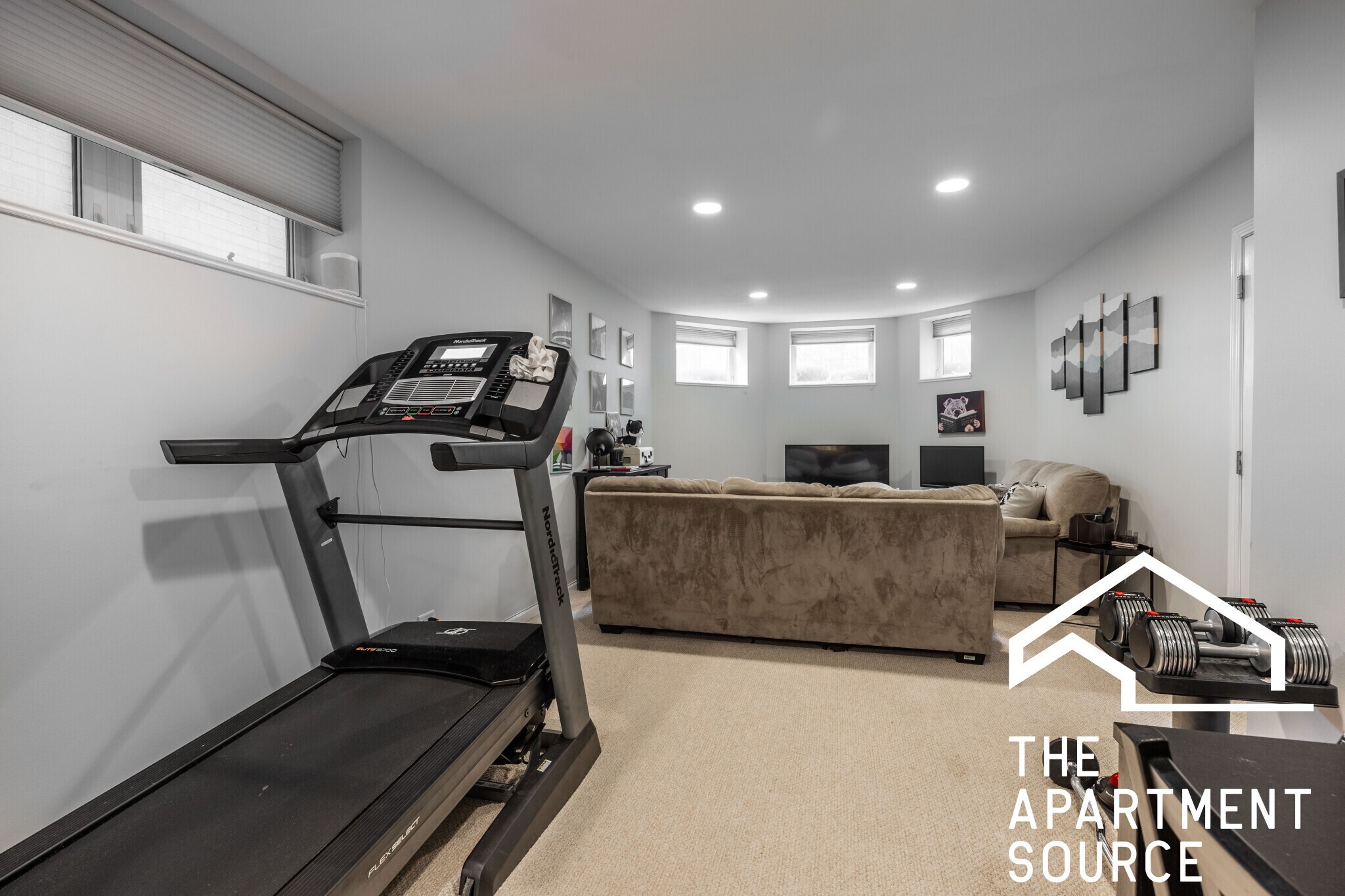 Building Photo - 2321 N Lister Ave