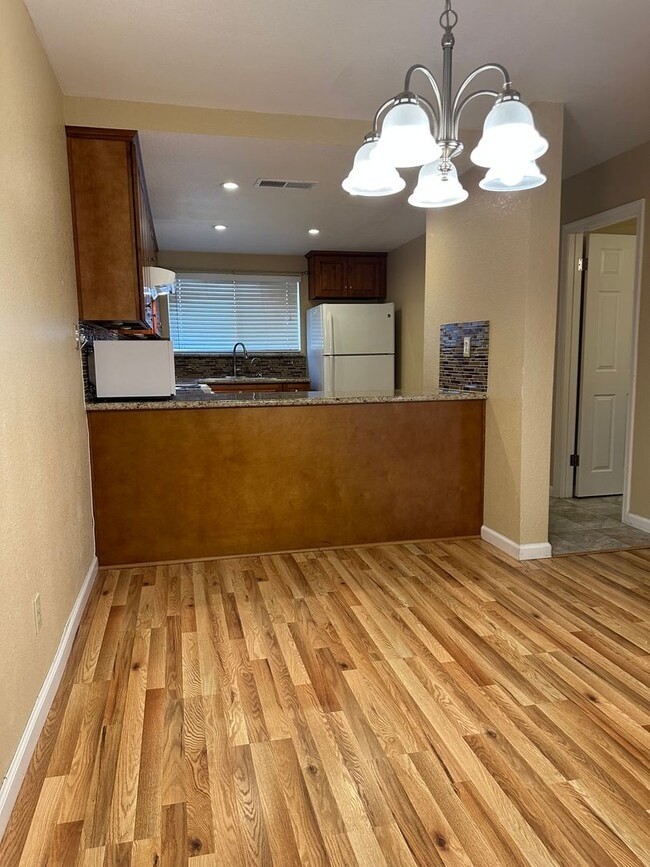Building Photo - Stunning Condo in Turlock available for im...