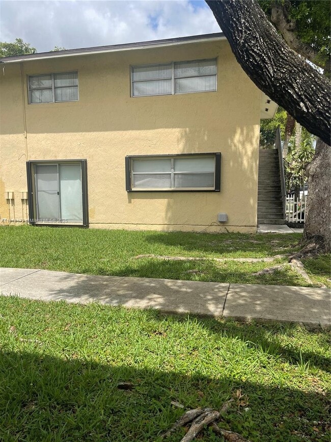 Building Photo - 15699 SW 73rd Cir Terrace