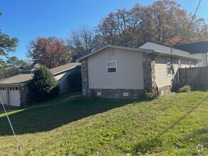 Building Photo - 3 Bedroom 2 Bath West Little Rock Home