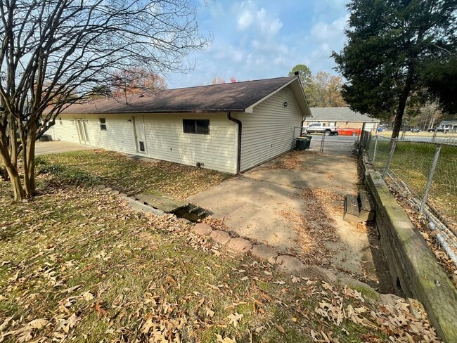 Building Photo - Great rental in Sherwood