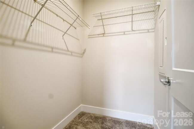 Building Photo - 3011 Citizens Ln