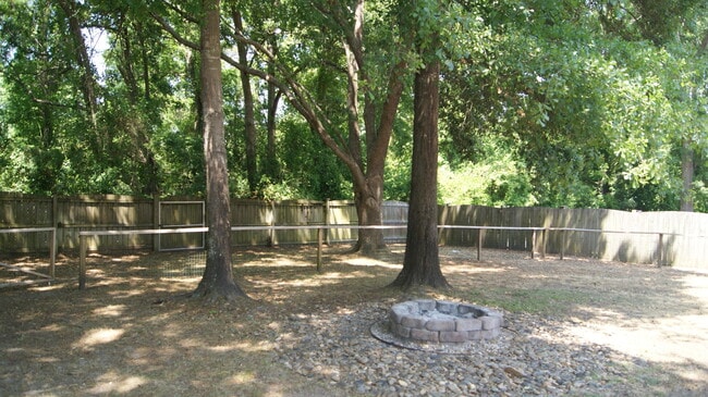 Building Photo - 375 Niblick Dr