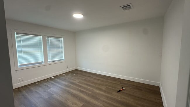 Building Photo - 8013 Talton St
